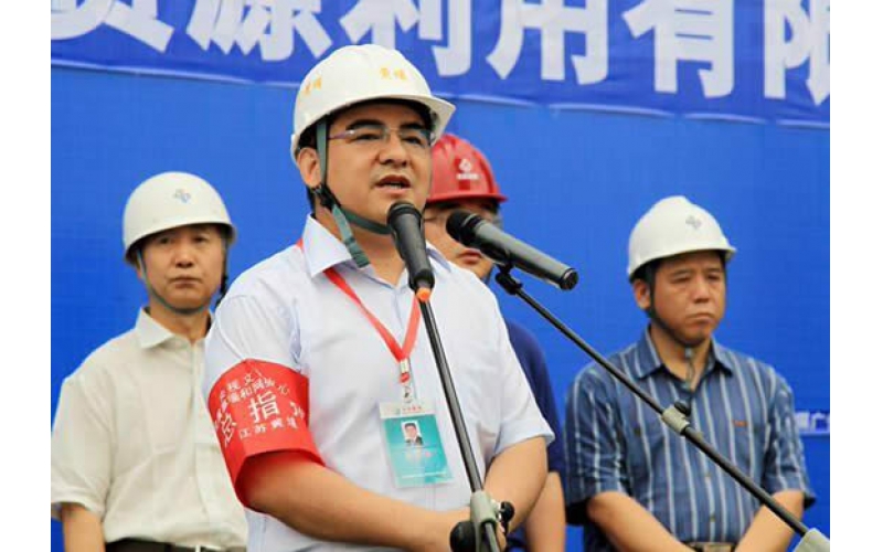 央視過(guò)火配樓拆卸工程動(dòng)工 